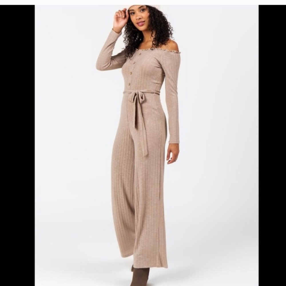 New‼️Ribbed off the Shoulder Jumpsuit